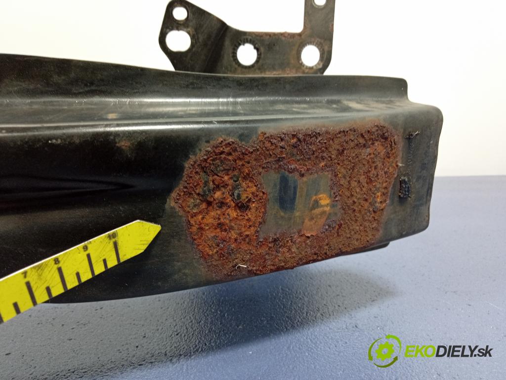 Vw Touran 2004 výztuha narazník Přední 01