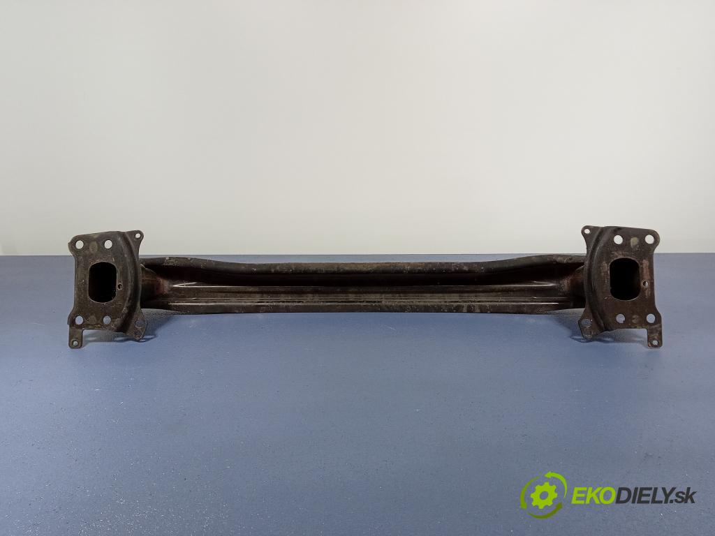 Vw Touran 2004 výztuha narazník Přední 01