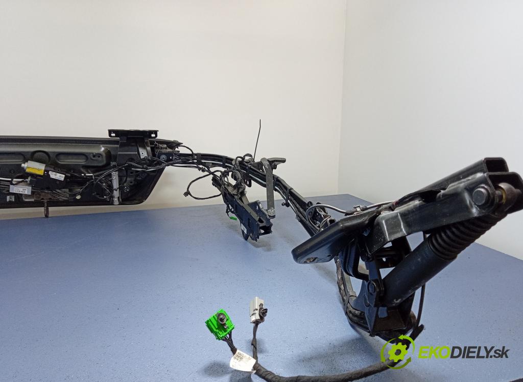 Volvo C70 2007 Strecha: 31256116