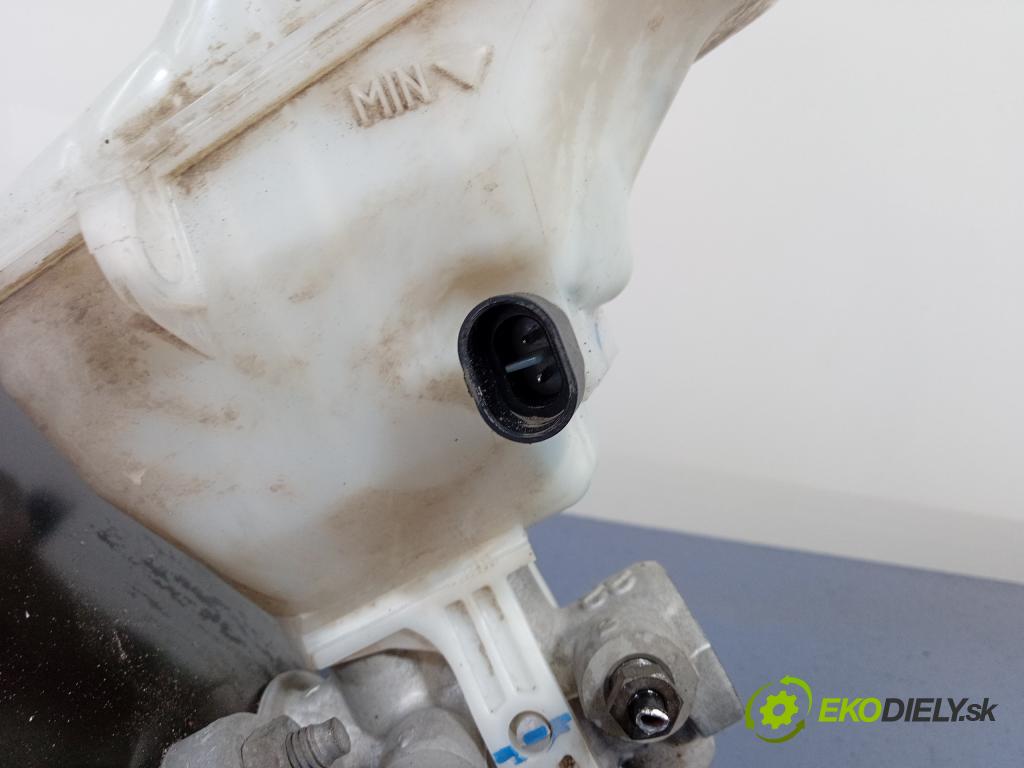 Fiat Qubo 2010 servo Brzdní: 51837339