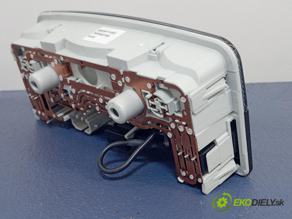 Seat Arona 2019 Lampy Vnitřní 3B0947105