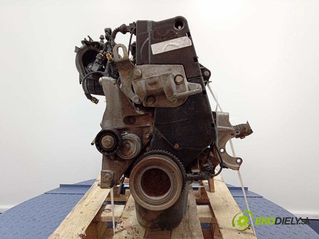 Tata Af01 2011 motor Benzín 750E4000