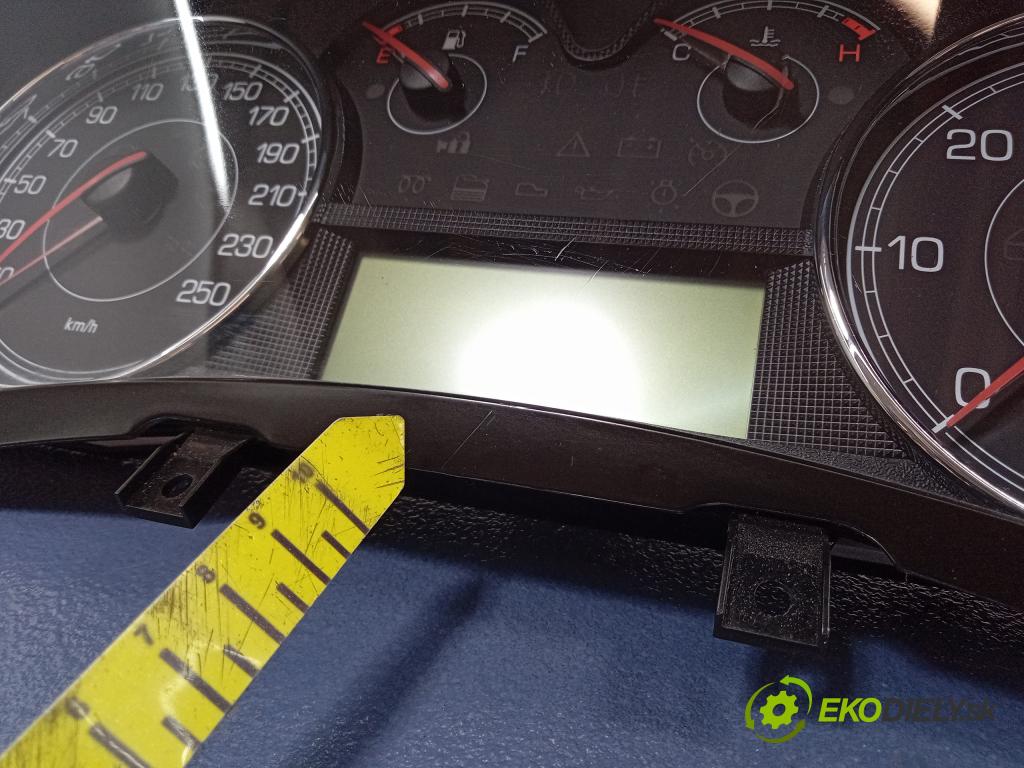 Fiat Croma 2009 prístrojovka/ budíky 51838768