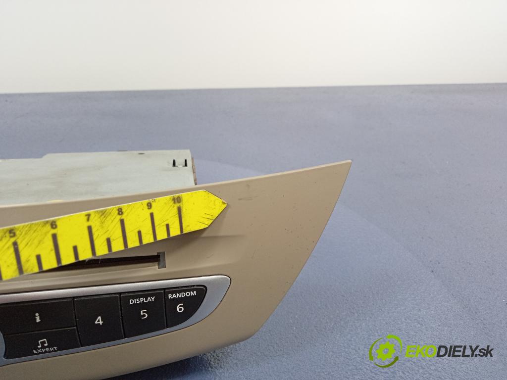 Renault Laguna 2007 Radio I Navigácia: 281150007R