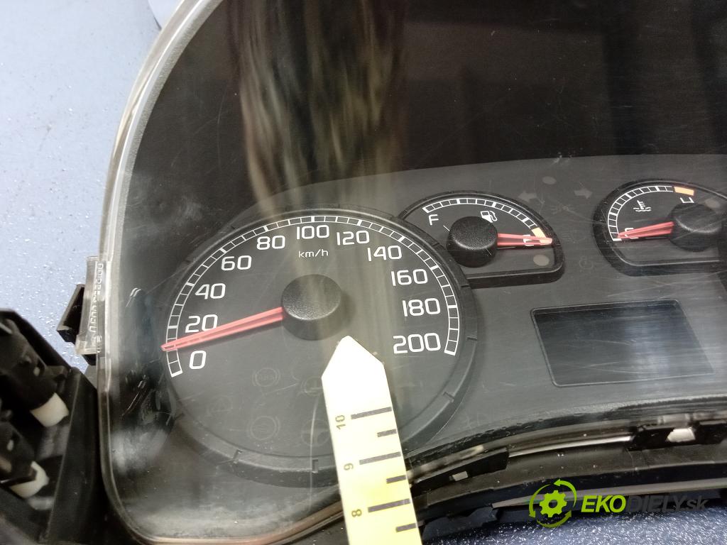 Fiat Punto 2003 prístrojovka/ budíky 46833366