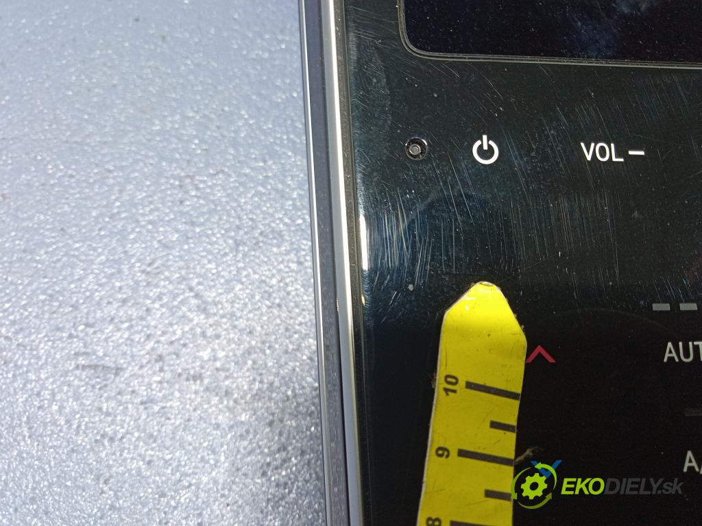 Hyundai Tucson 2021 Radio I Navigácia: 96525-CZ100