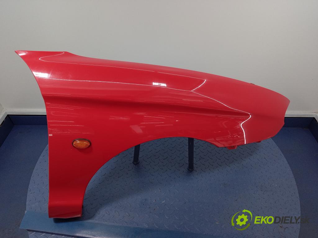 Hyundai Coupe 1998 Blatník Přední v pravo: 01