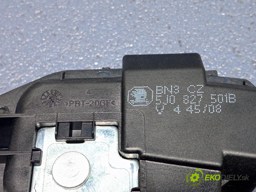 Skoda Fabia 2008 zámek Klapky: Kufr 5J0827501B