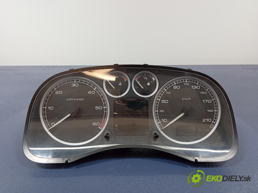 Peugeot 307 2003 prístrojovka/ budíky 9636708880