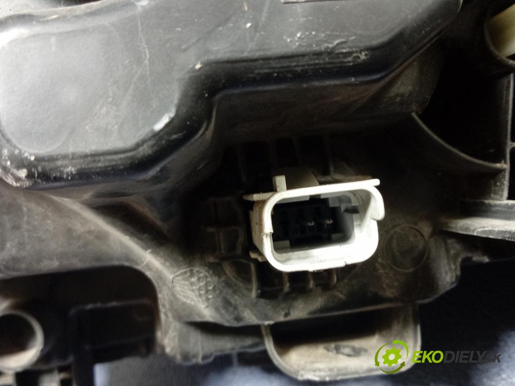 Renault Koleos 0 Reflektor: v pravo: 260108343R