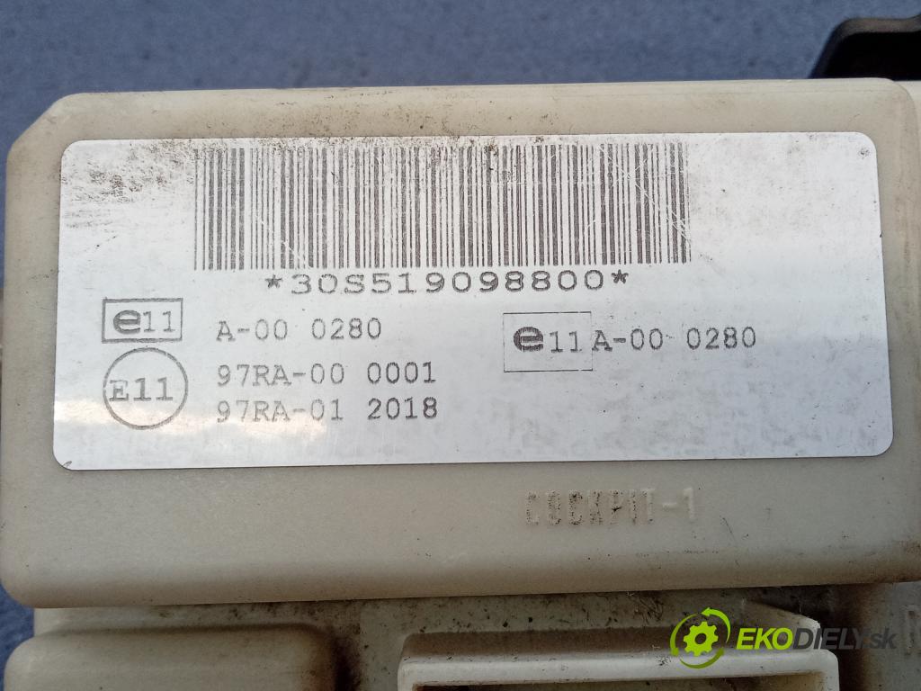 Ford Focus 2006 skrinka Poistky: 4M5T14A073BJ