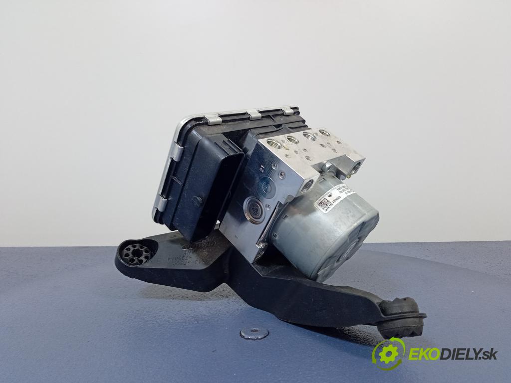 Bmw Seria 1 2022 čerpadlo ABS x 5A44C55