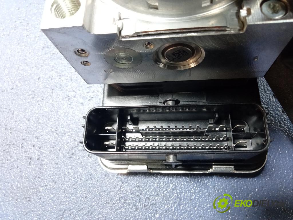Bmw Seria 1 2022 čerpadlo ABS x 5A44C55