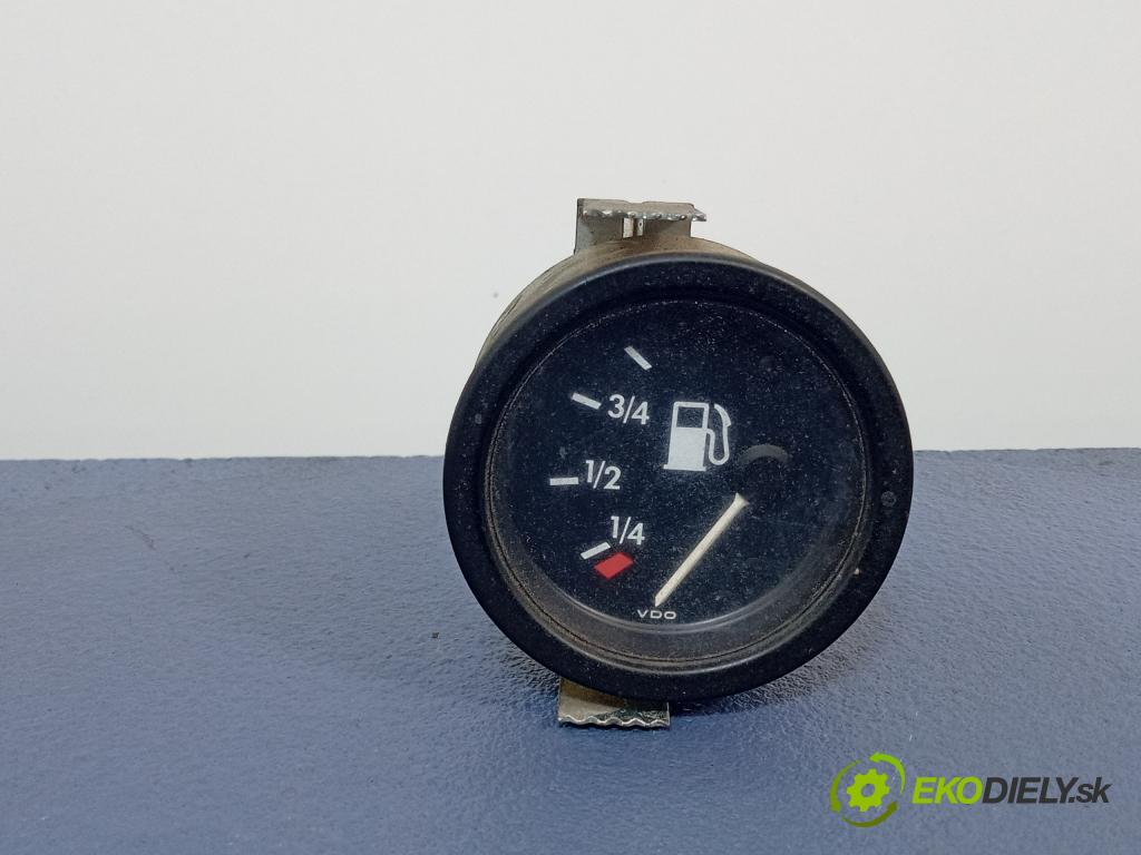 Mercedes T1 1992 prístrojovka/ budíky 301.272