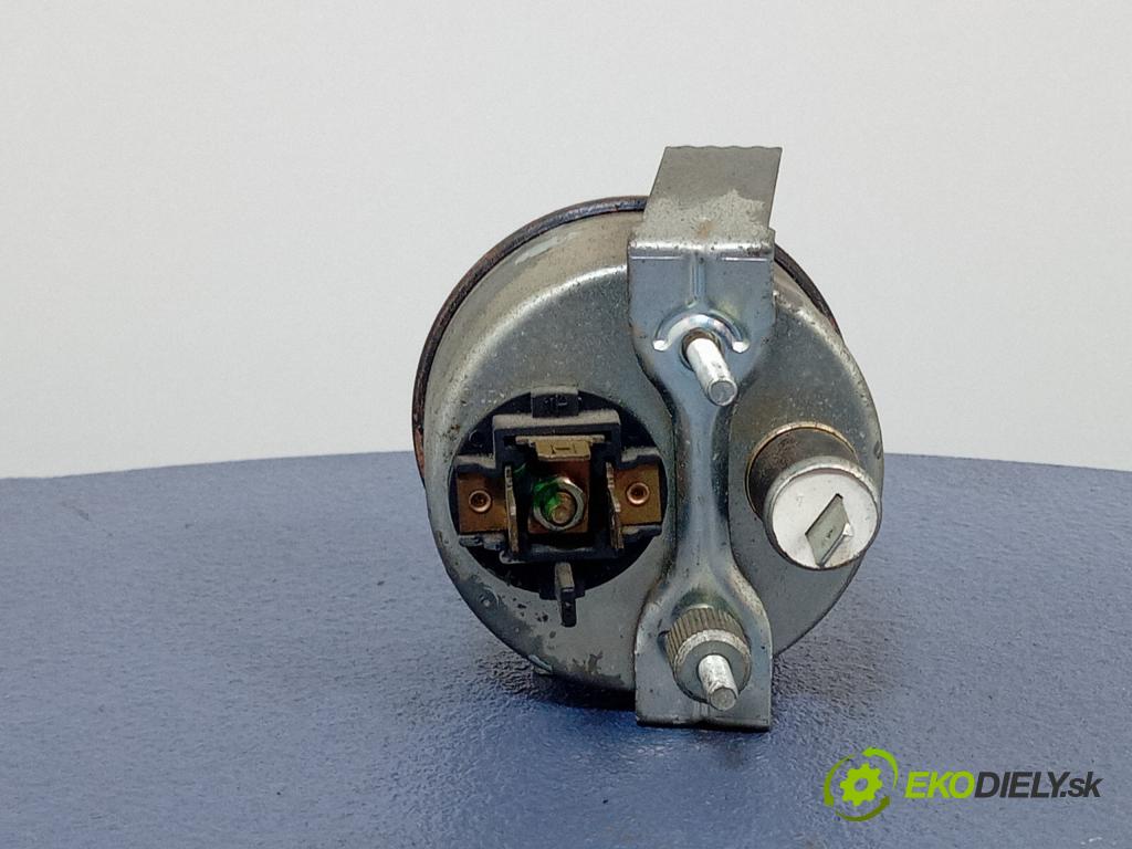 Mercedes T1 1992 prístrojovka/ budíky 301.272
