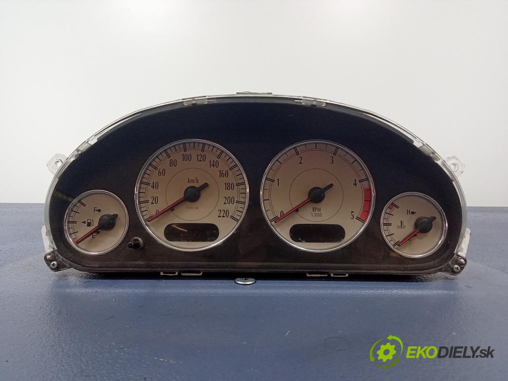 Chrysler Grand voyager 2004 prístrojovka/ budíky 05082826AF