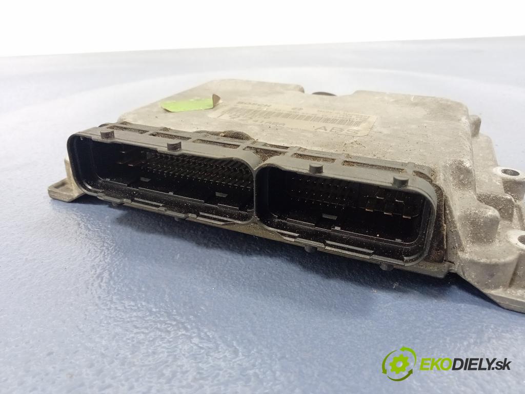 Fiat Stilo 2004 riadiaca jednotka Motor: 55187570