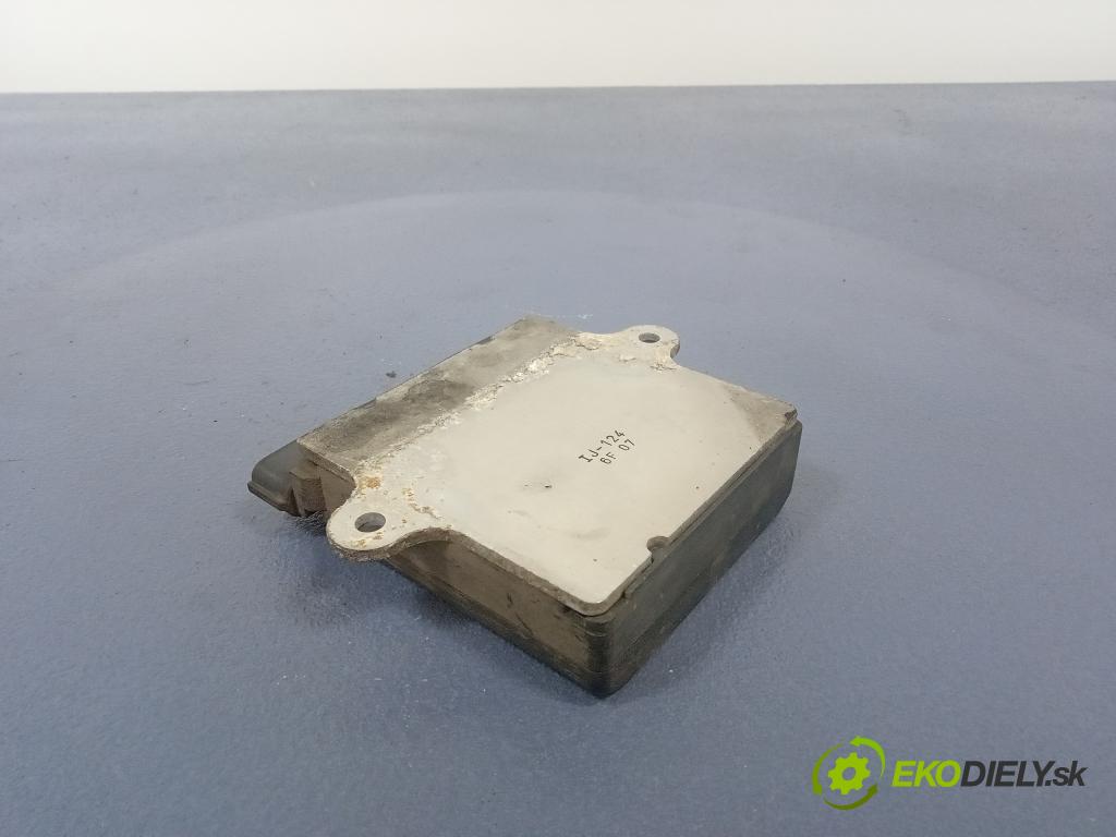 Mazda Mpv 2005 riadiaca jednotka Motor: 131000-1241