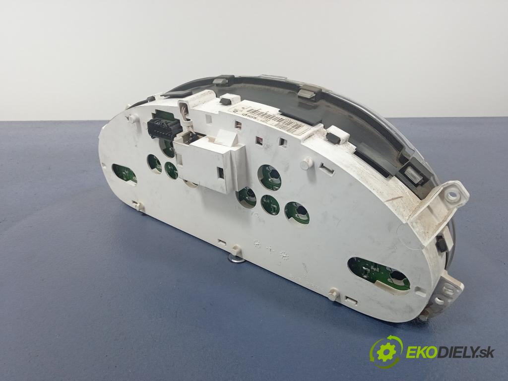 Chrysler Grand voyager 2004 prístrojovka/ budíky P05082528AD