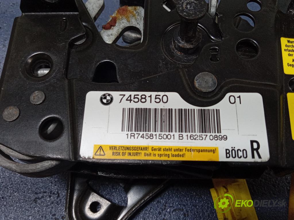 Bmw Seria 5 2017 zámek masky: 7458150