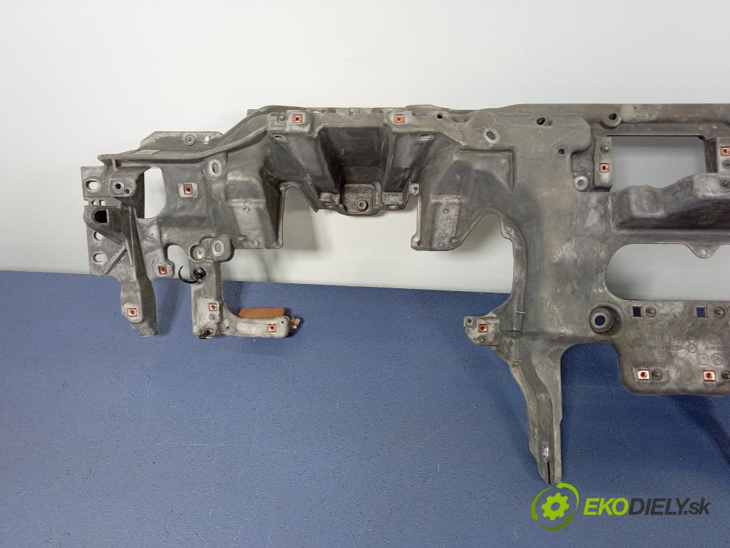 Jeep Grand Cherokee 2015 kokpit,pristrojová doska Distribúcia: 68141538AF