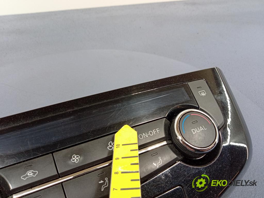 Nissan Qashqai 2015 Prepínač: Klimatizácia: Prúd vzduchu: 275004EA0A
