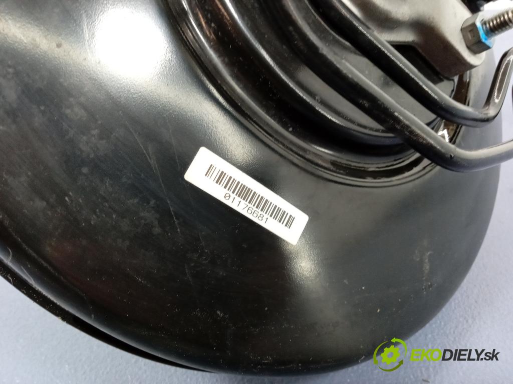 Nissan Qashqai 2015 servo Brzdní: 460074EH0A