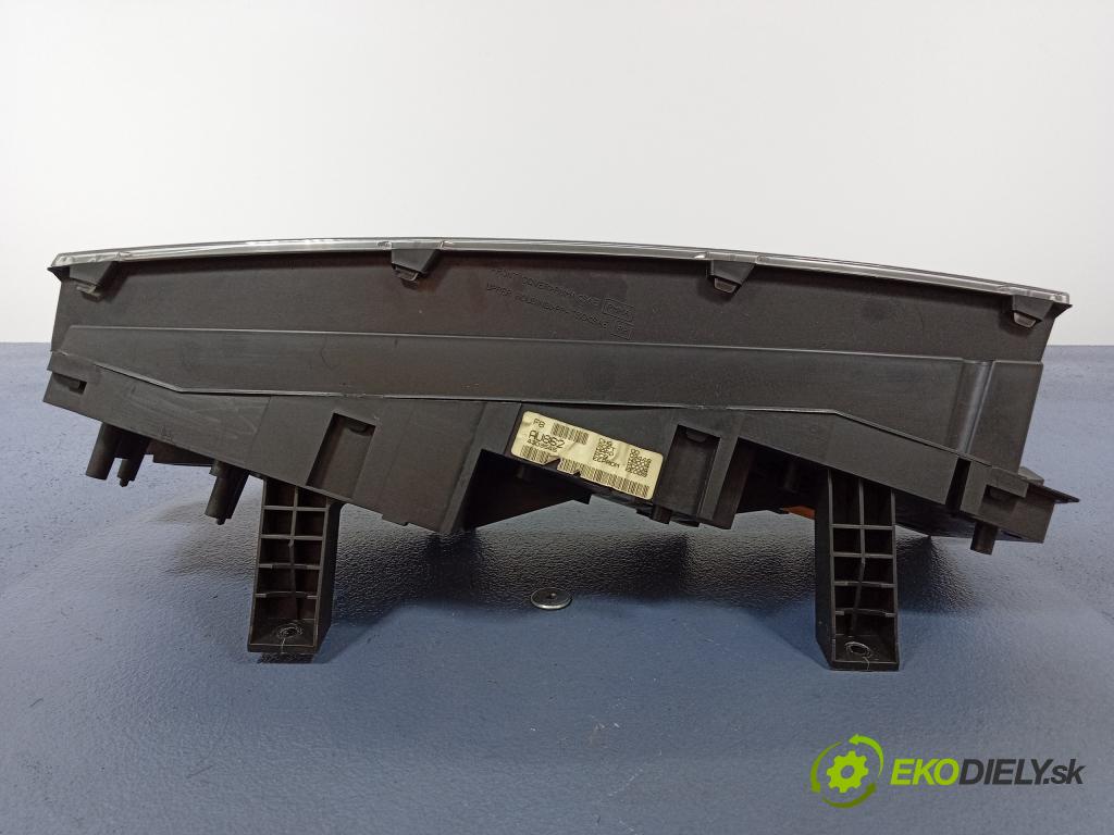 Nissan Primera 2004 prístrojovka/ budíky AU862