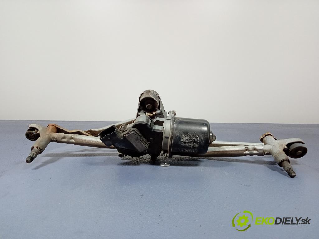 Citroen C3 2003 mechanizmus motor: Stierače: Predná časť: 01