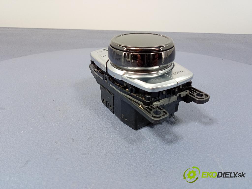 Bmw Seria 7 2016 prepínač Rádio: Navigacia: 6821893