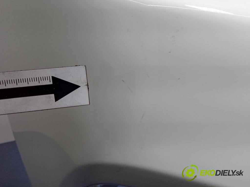 Mercedes A-klasa 0 nárazník Přední A176885362
