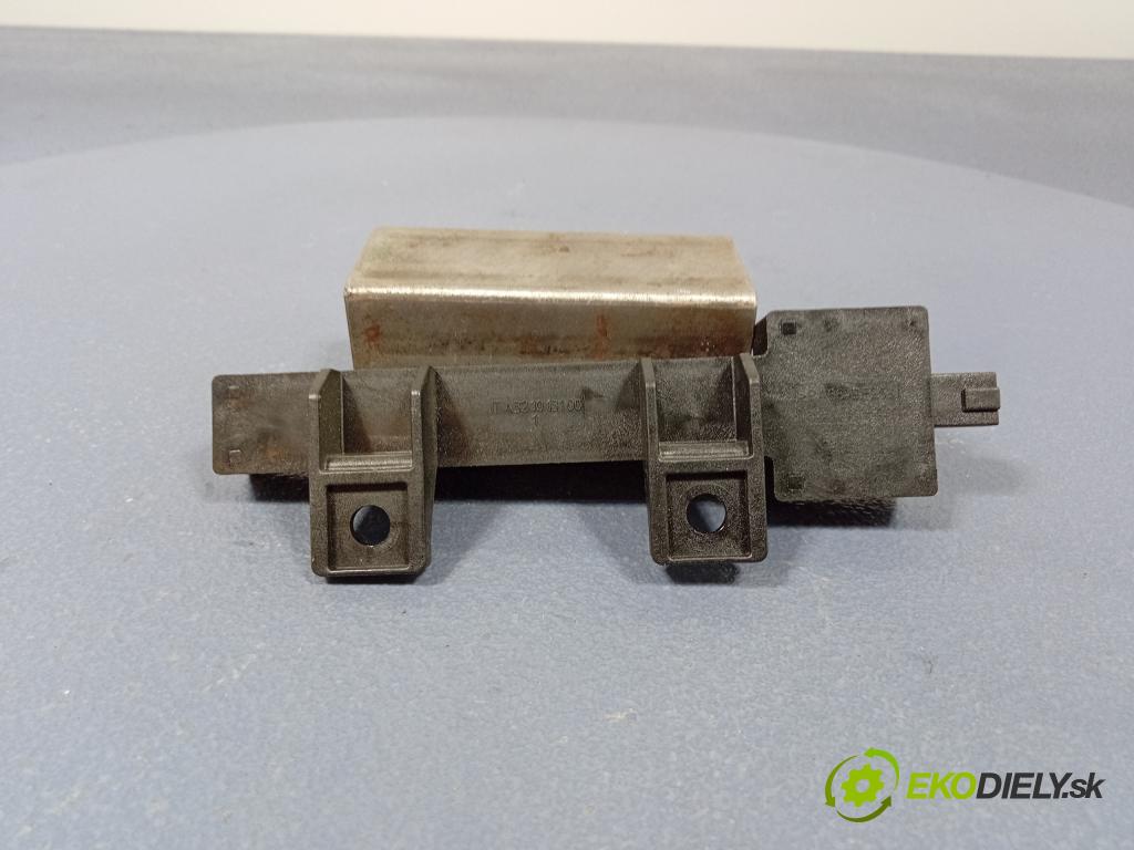 Audi Q7 2009 Antena 4F0907247A