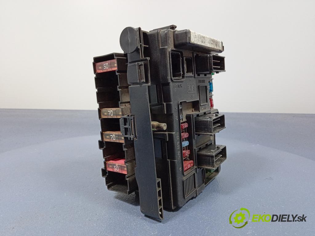 Peugeot Partner 2003 skříňka Pojistky 964349888