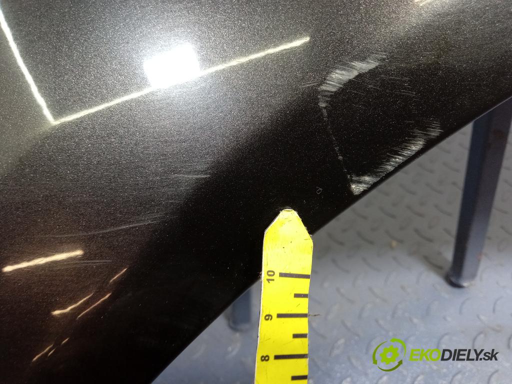 Audi Q7 2009 Blatník Přední v pravo: 01