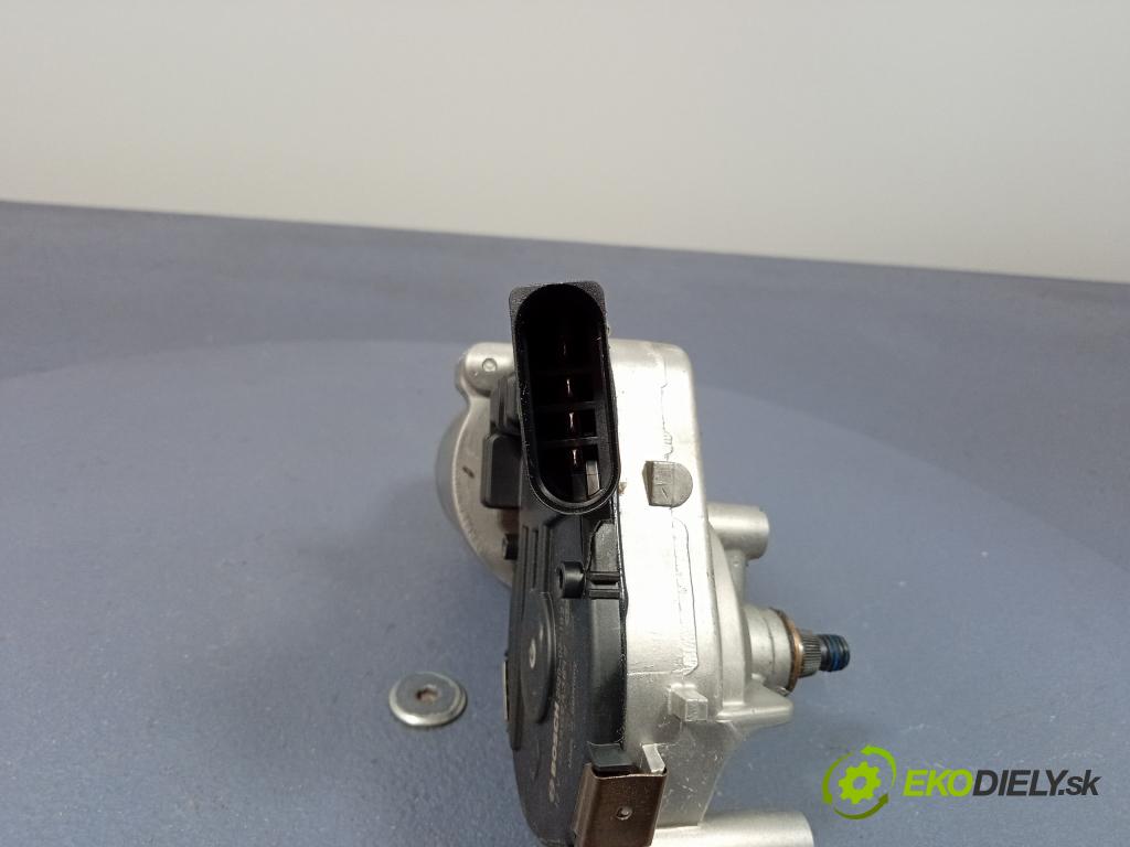 Bmw Seria 2 2020 mechanizmus motor: Stierače: Predná časť: 0390243617