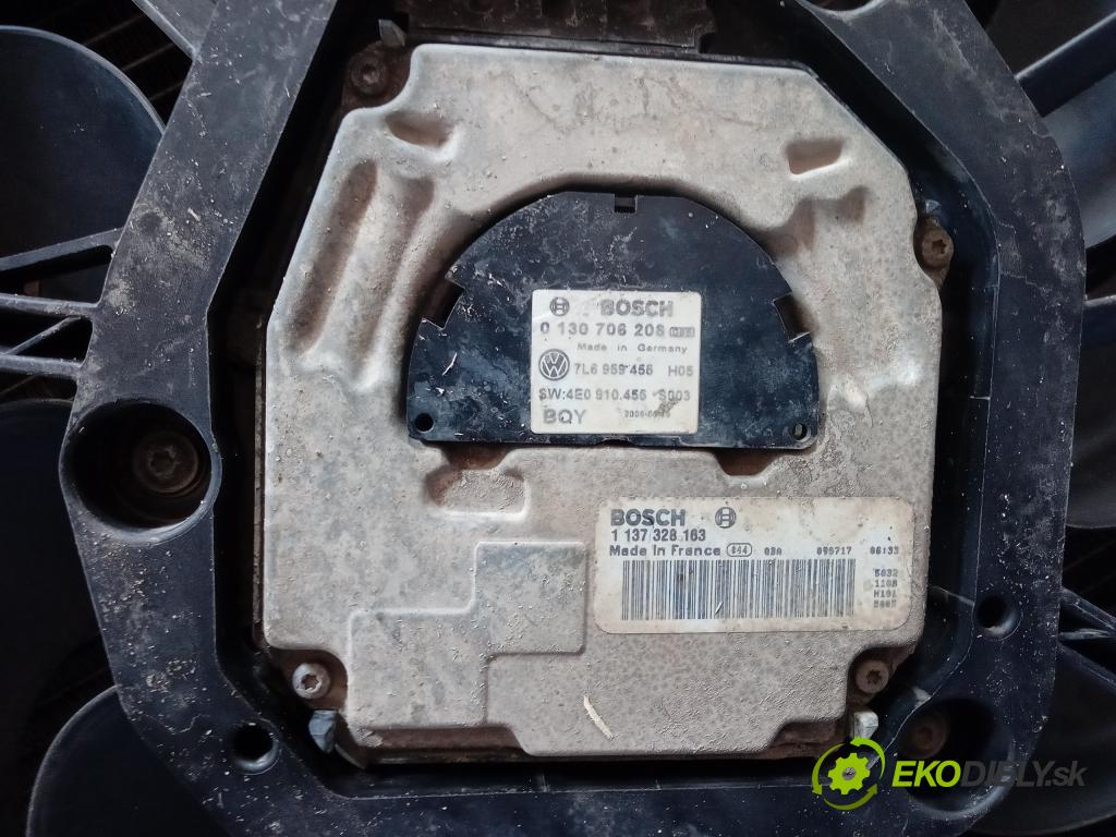Audi Q7 2009 výztuha Čelní / stěna Přední 01