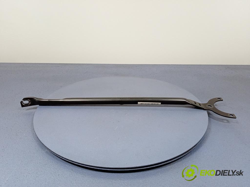 Bmw Seria 2 2020 výztuha Čelní / stěna Přední 7436244