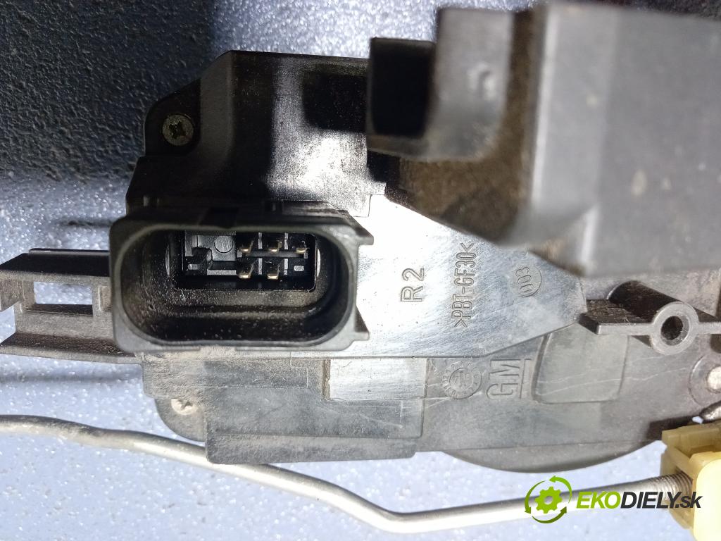 Opel Signum 2005 zámek dveře Přední v pravo: 24447341