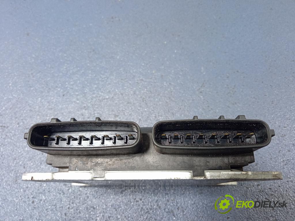 Opel Signum 2005 riadiaca jednotka Motor: 131000-1270