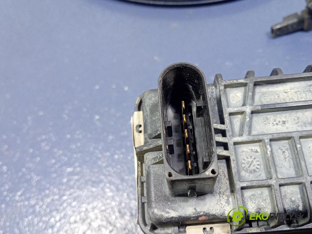 Audi Q7 2009 Turbo-kompresor: 057145873D