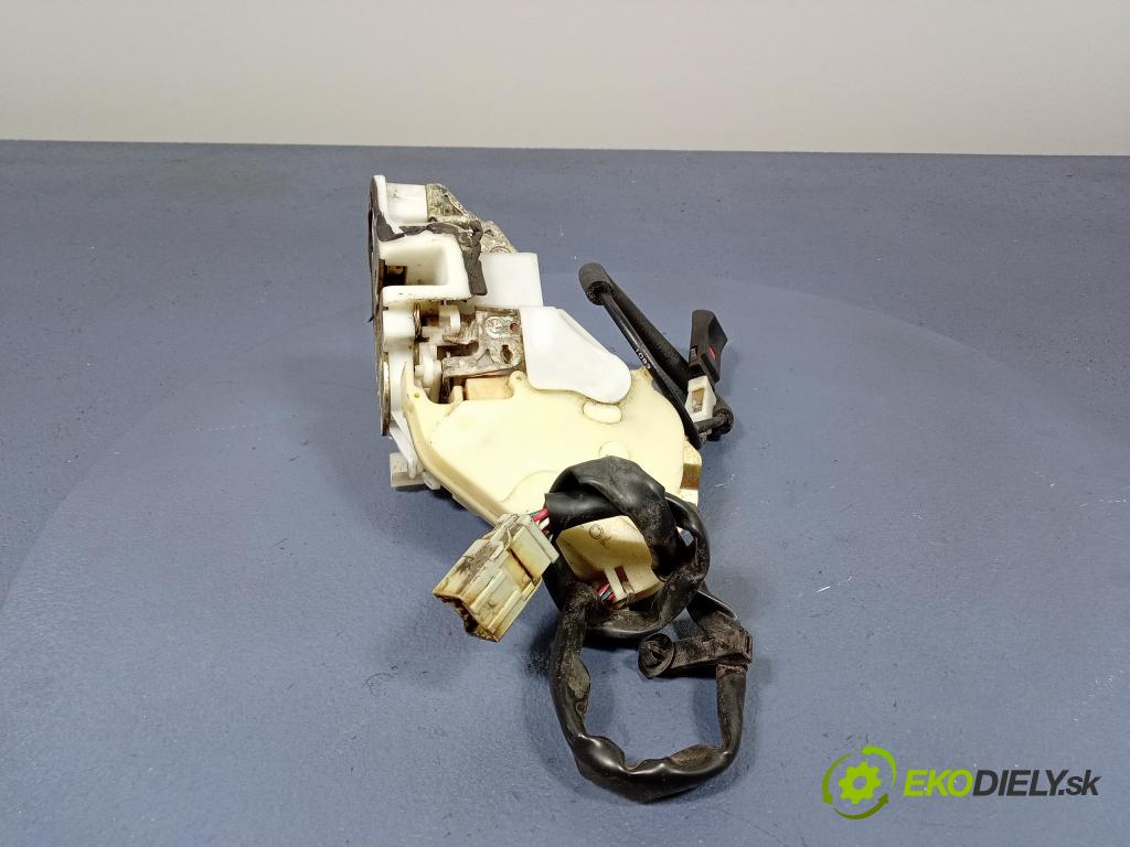 Honda Civic 2001 zámek dveře Přední Levý: 01