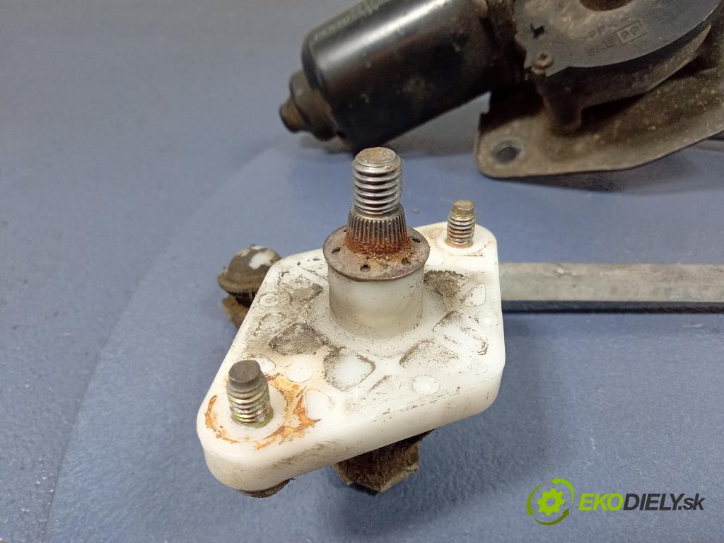 Daihatsu Cuore 2002 mechanizmus motor: Stierače: Predná časť: 85120-97204