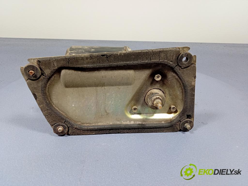 Daihatsu Rocky 1989 mechanizmus motor: Stierače: Predná časť: 85120-87609