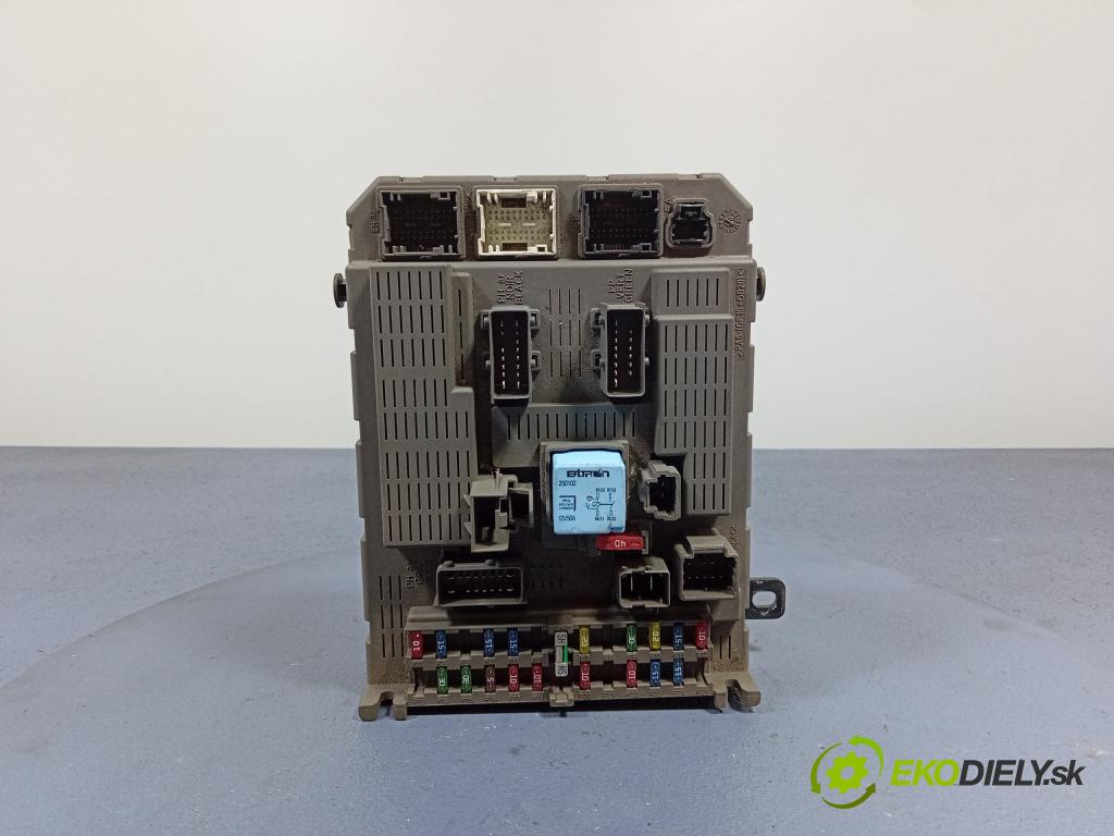 Citroen C5 2002 skrinka Poistky: 9646226880