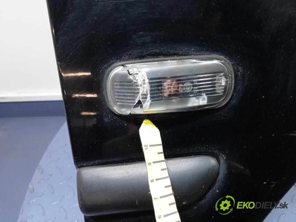 Saab 9-3 2002 Blatník Přední v pravo: 01