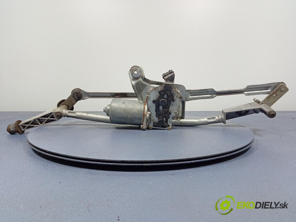 Volvo V70 2000 mechanizmus motor: Stierače: Predná časť: 8624239