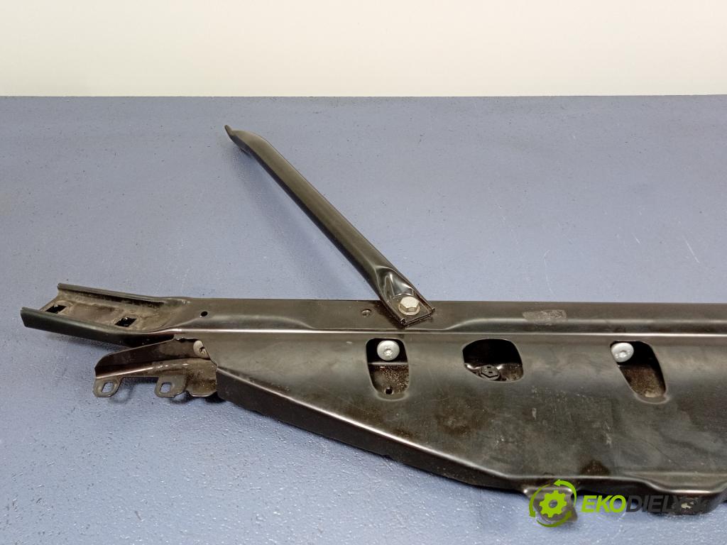 Bmw Seria 7 0 výztuha Čelní / stěna Přední 7183851