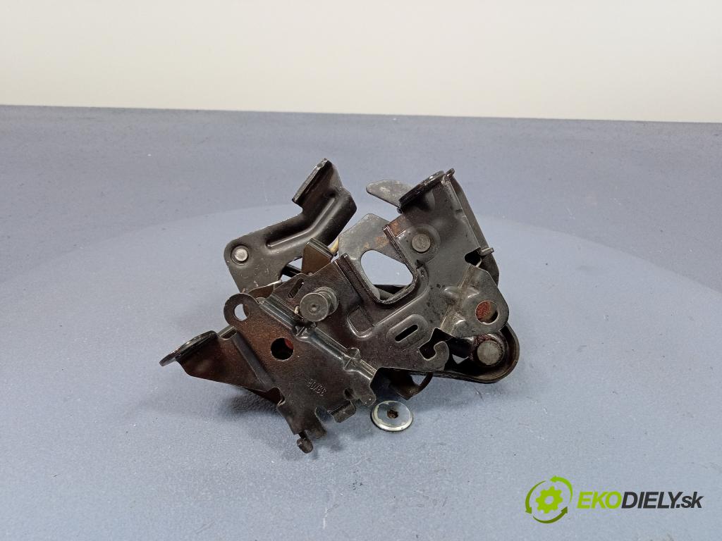 Bmw Seria 7 0 zámek masky: 7183761