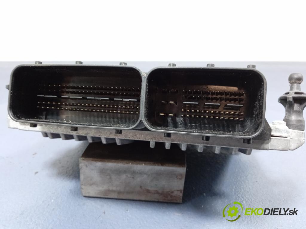 Mercedes Cl 2009 riadiaca jednotka Motor: 0261209347