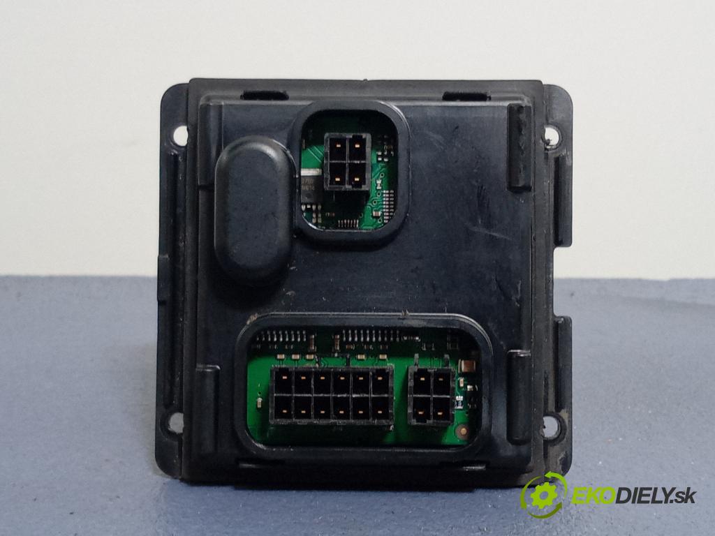 Vw Passat 2007 řídící jednotka 7L6941330